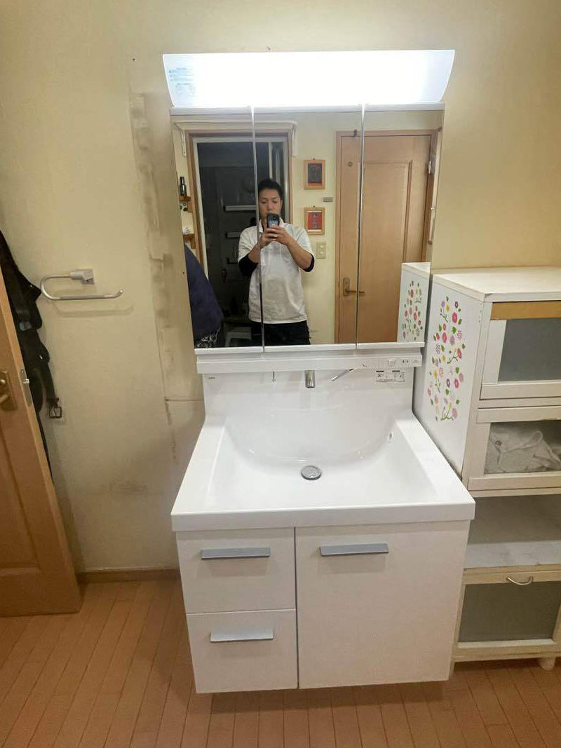 神戸市西区］LIXIL 洗面化粧台 「EV」の施工事例｜水廻り設備の取替